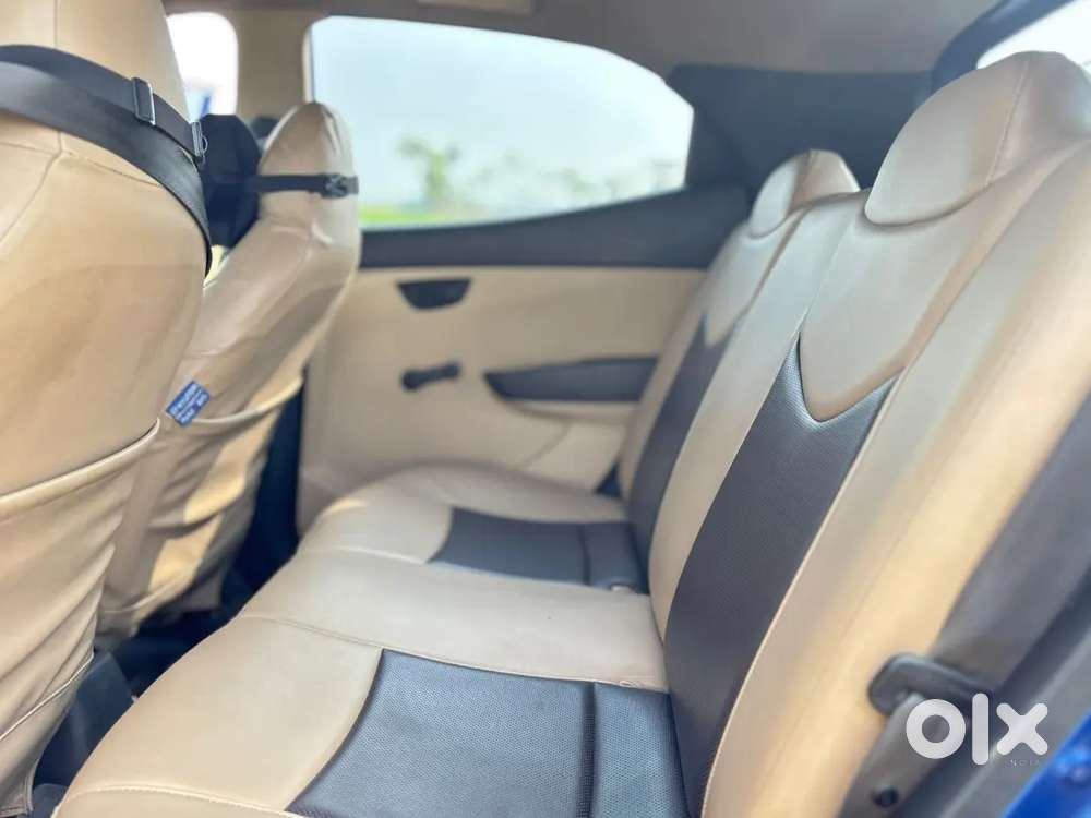 Hyundai Eon Magna+ , Blue (lifetime Tax Paid)