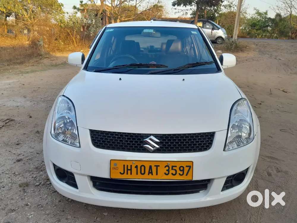Maruti Suzuki Swift Dzire Tour 2015 Diesel 70000 Km Driven