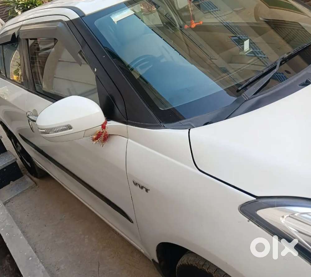 Maruti Suzuki Swift Dzire 2016