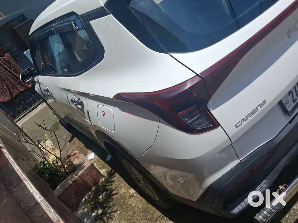 Kia Carens 1.4 Premium 2024