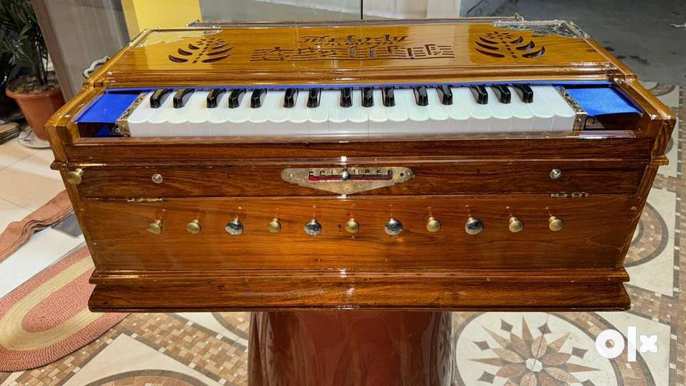 Refurbished harmonium deals