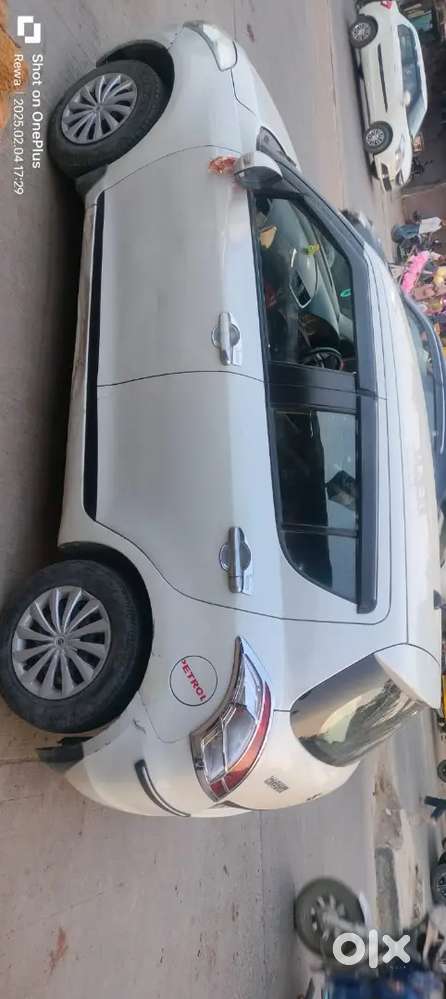 Maruti Suzuki Swift 2011 Petrol Vxi