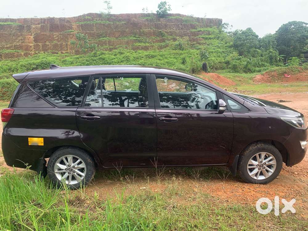 Toyota Innova Crysta 2017 Diesel Well Maintained
