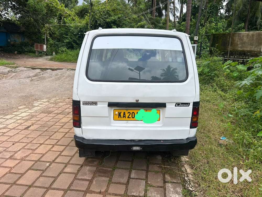 Maruti Suzuki Omni 2010