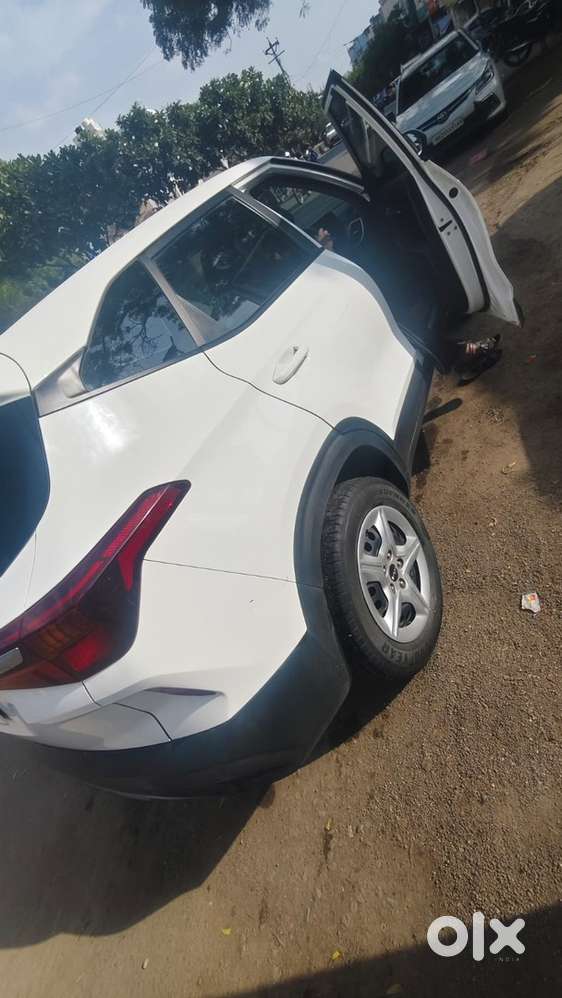 2023 Kia Seltos Diesel Manual Km Driven