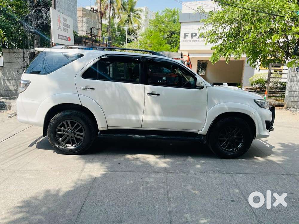 Toyota Fortuner 3.0 4x2 Automatic, 2012, Diesel
