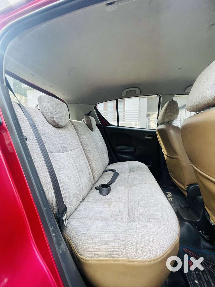 Maruti Suzuki Ritz Vxi, 2013, Petrol