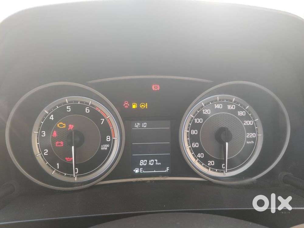 Maruti Suzuki Dzire 1.2 Vxi, 2022, Petrol