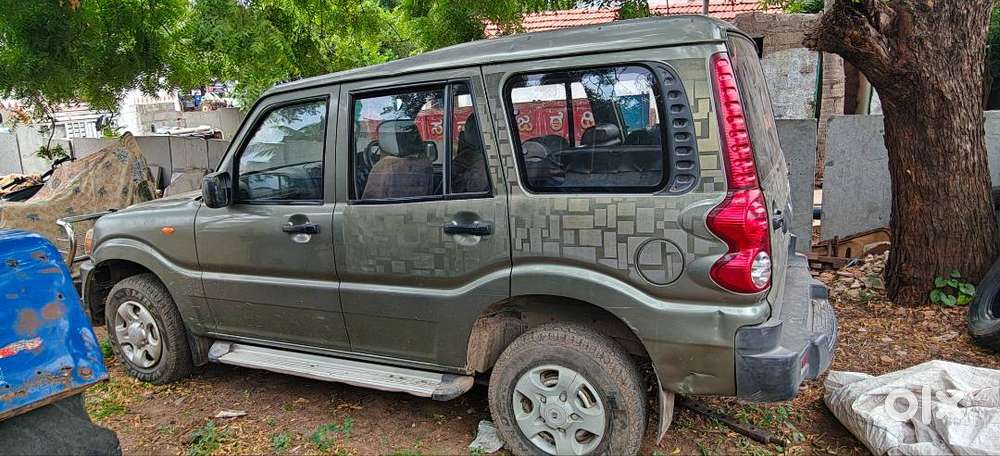 Mahindra Scorpio 2013 Diesel Well Maintained