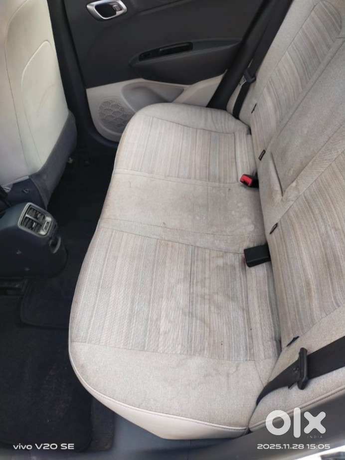 Hyundai Aura Sx (o) Manual, 2020, Petrol