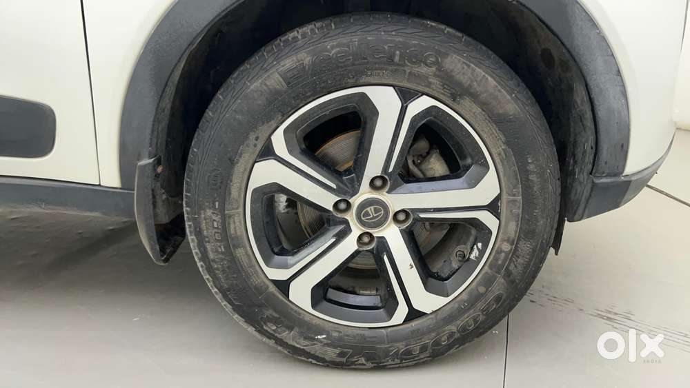 Tata Nexon 1.5 Revotorq Xza Plus, 2023, Diesel