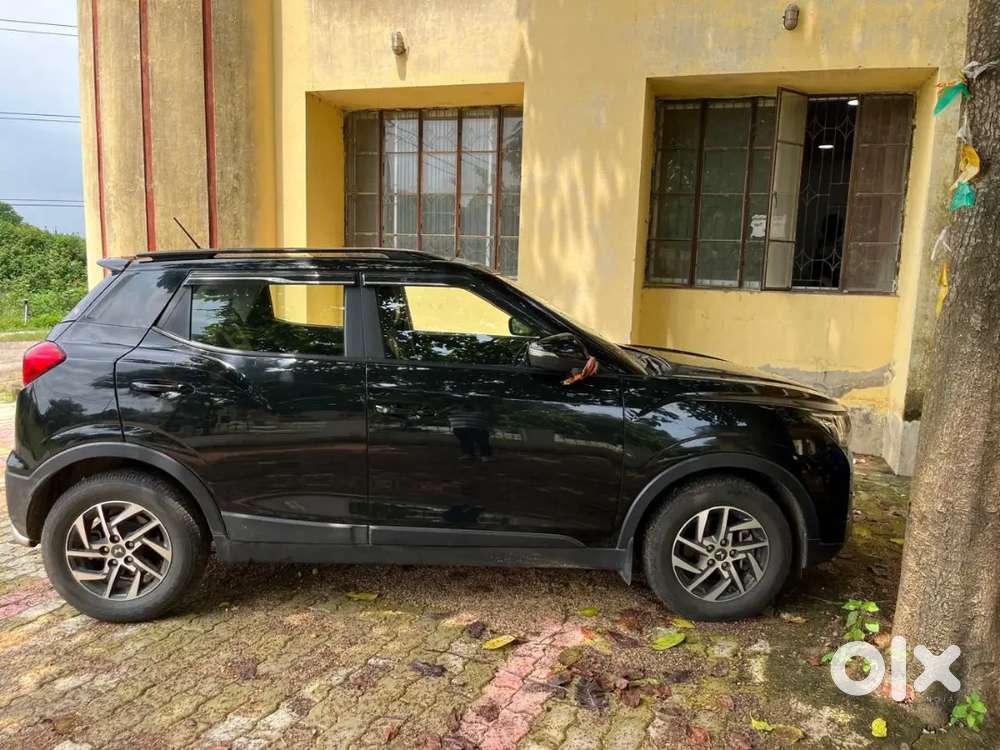 Mahindra Xuv300 2023 Petrol 11879 Km Driven