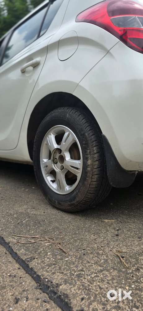 Hyundai I20 1.2 Asta, 2010, Cng & Hybrids