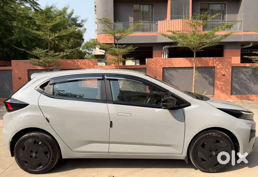 Tata Altroz Xz Plus (o) (s) Icng, 2026, Cng & Hybrids