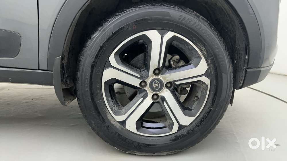 Tata Nexon 1.2 Revotron Xza Plus, 2021, Petrol