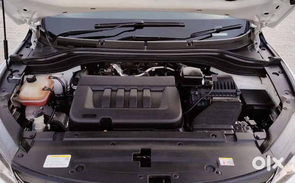 Mahindra Xuv700 2023 Diesel 45000 Km Driven