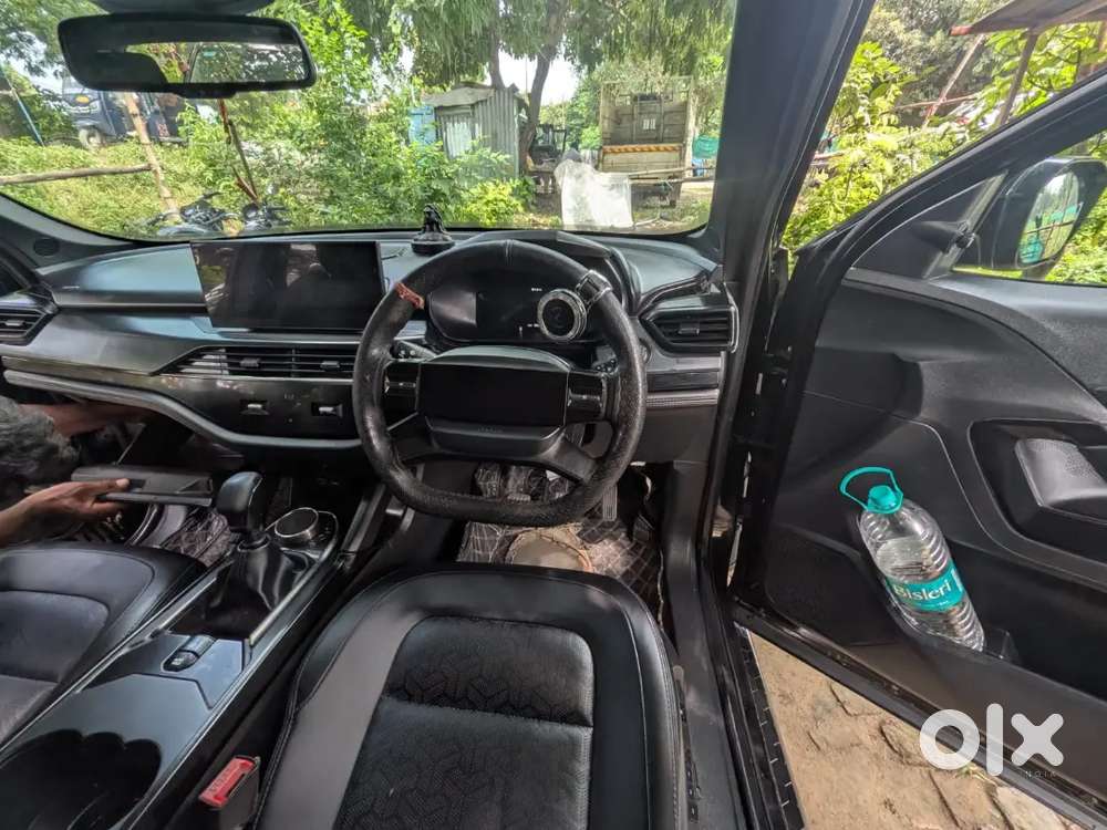 Tata Harrier Fearless Dark 2024