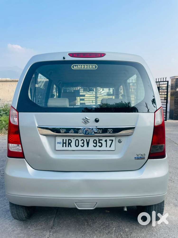 Maruti Suzuki Wagon R Vxi Amt Opt, 2017, Petrol