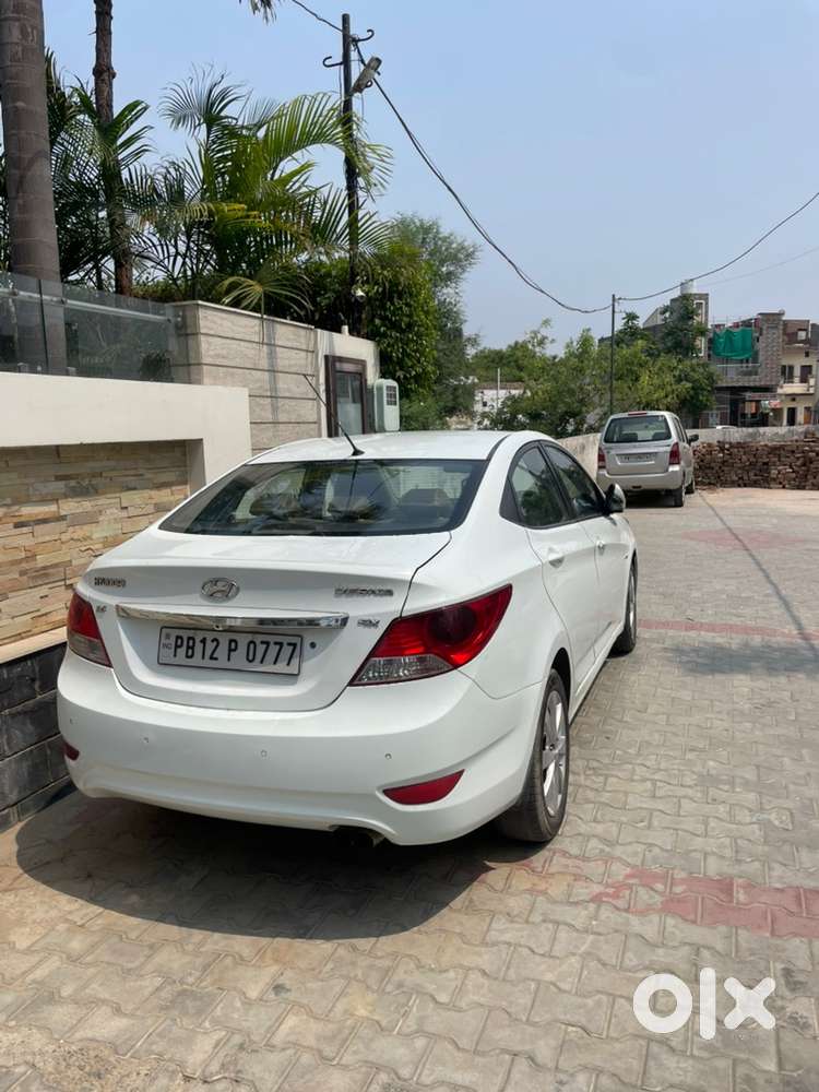 Hyundai Fluidic Verna Diesel 2011
