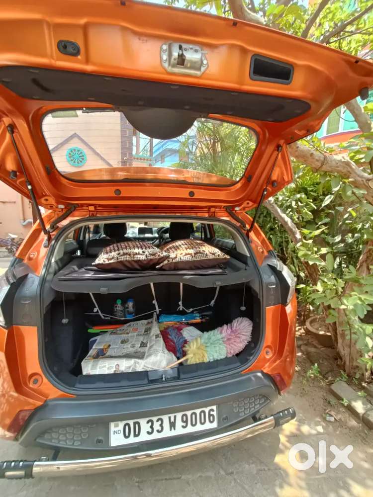 Tata Nexon 2019 Petrol 39300 Km Driven And In Very Good Condition.