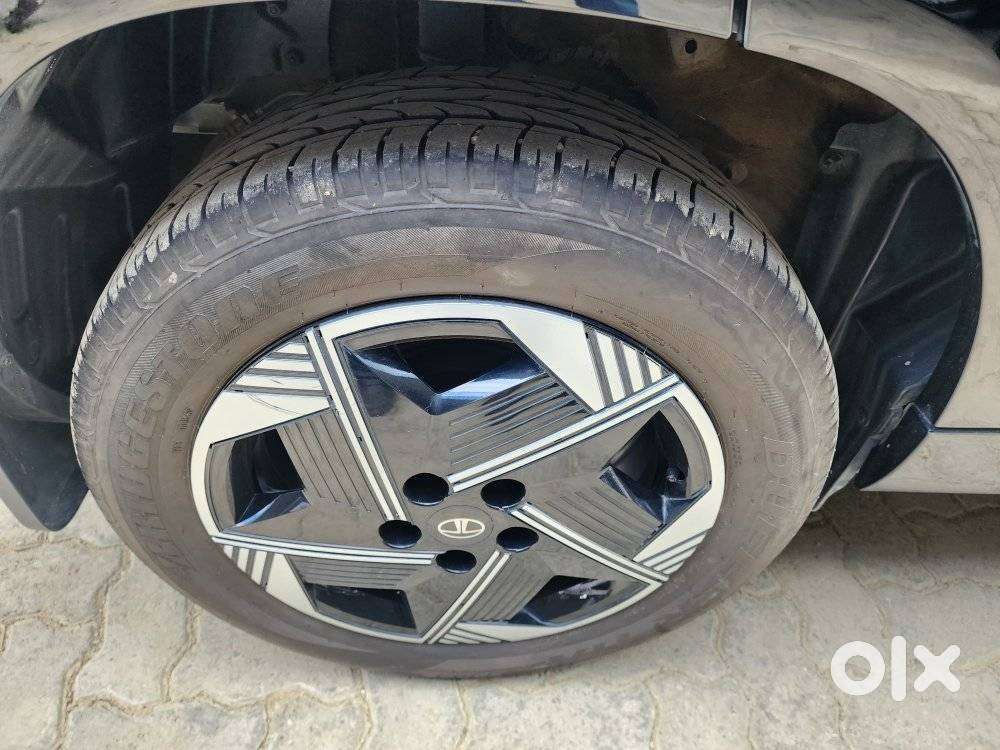 Tata Curvv Pure Plus 1.2 Revotron Petrol 7dca, 2025, Petrol