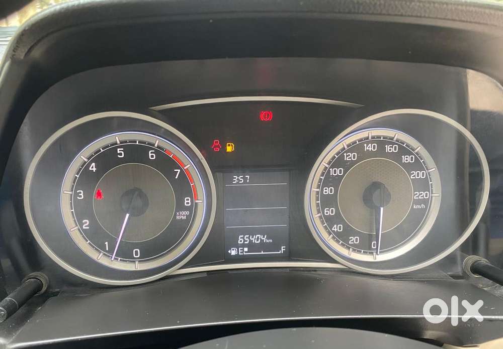 Maruti Suzuki Dzire 1.2 Vxi, 2022, Petrol