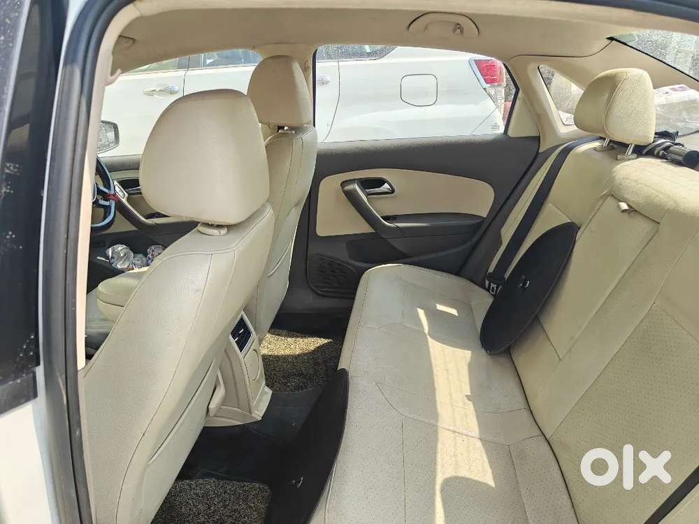 Volkswagen Vento 2015 Tdi At