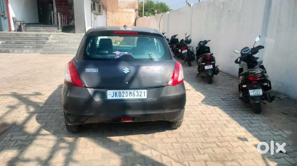 Maruti Suzuki Dzire 1.2 Vxi 2015