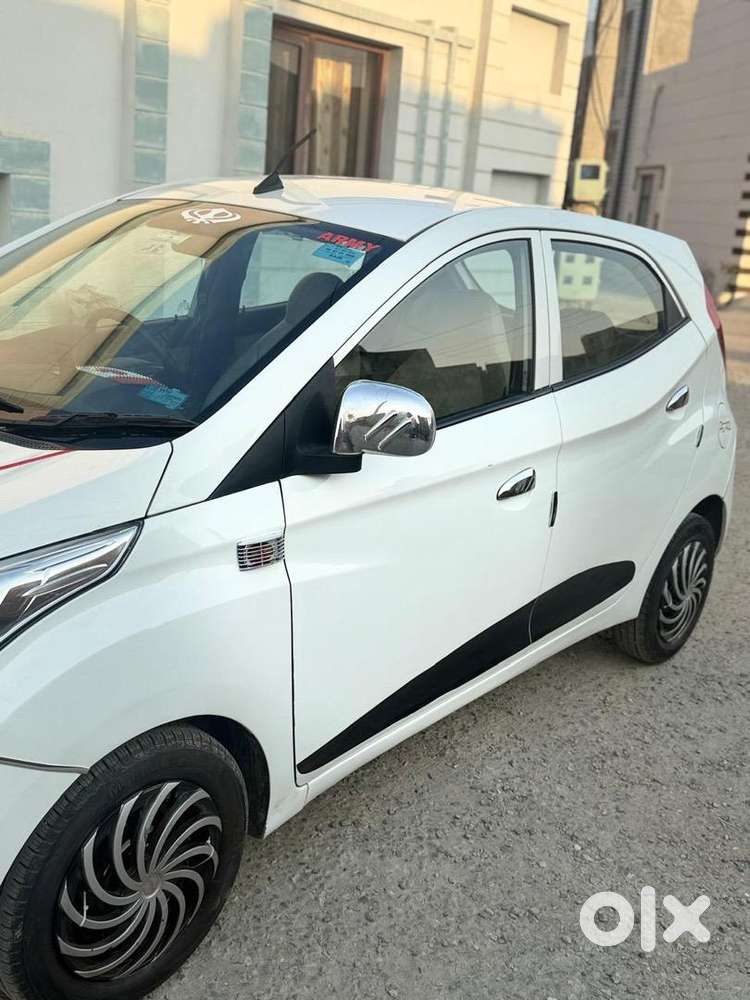 2019 Eon Era+ Air Bag Model Top