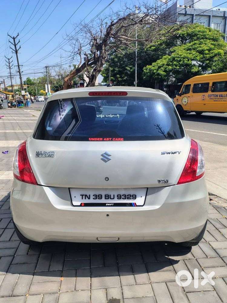 Maruti Suzuki Swift Lxi Option, 2016, Petrol