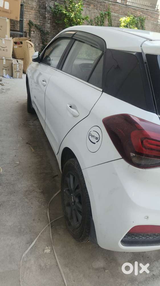 Hyundai Elite I20 Sportz (o) 1.2, 2019, Petrol