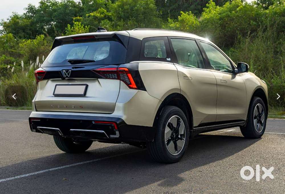 Mahindra Xev 9s Pack One Above, 2026