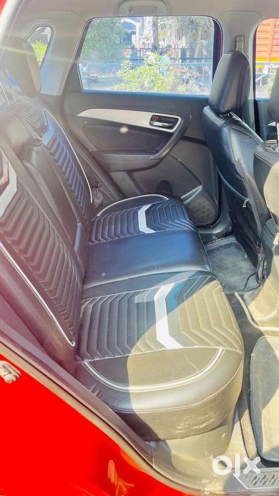 Maruti Suzuki Brezza Zdi+ Dual Tone, 2016, Diesel