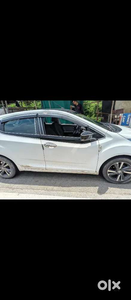 Tata Altroz 1.2 Xz Petrol 90000 Km