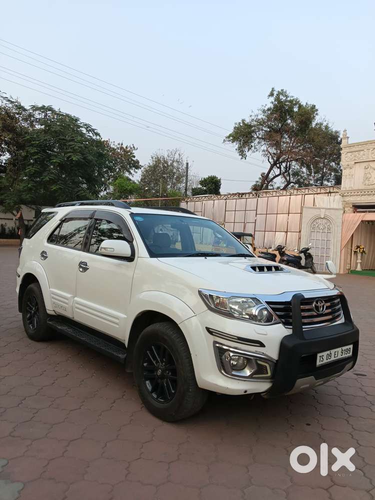 Toyota Fortuner 3.0 4x4 Manual, 2015, Diesel
