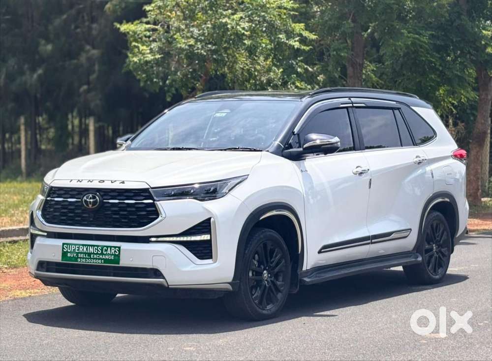 Toyota Innova Hycross 2.0 Zx (o) Hybrid 7 Str, 2025, Petrol