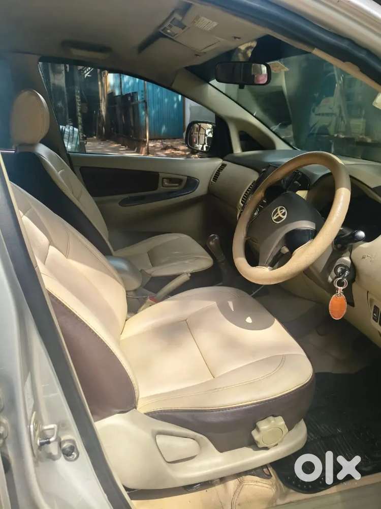 Toyota Innova Diesel 2012