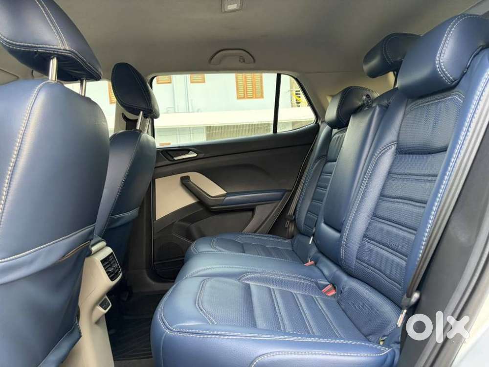Volkswagen Taigun 1.0 Tsi Highline At, 2022, Petrol