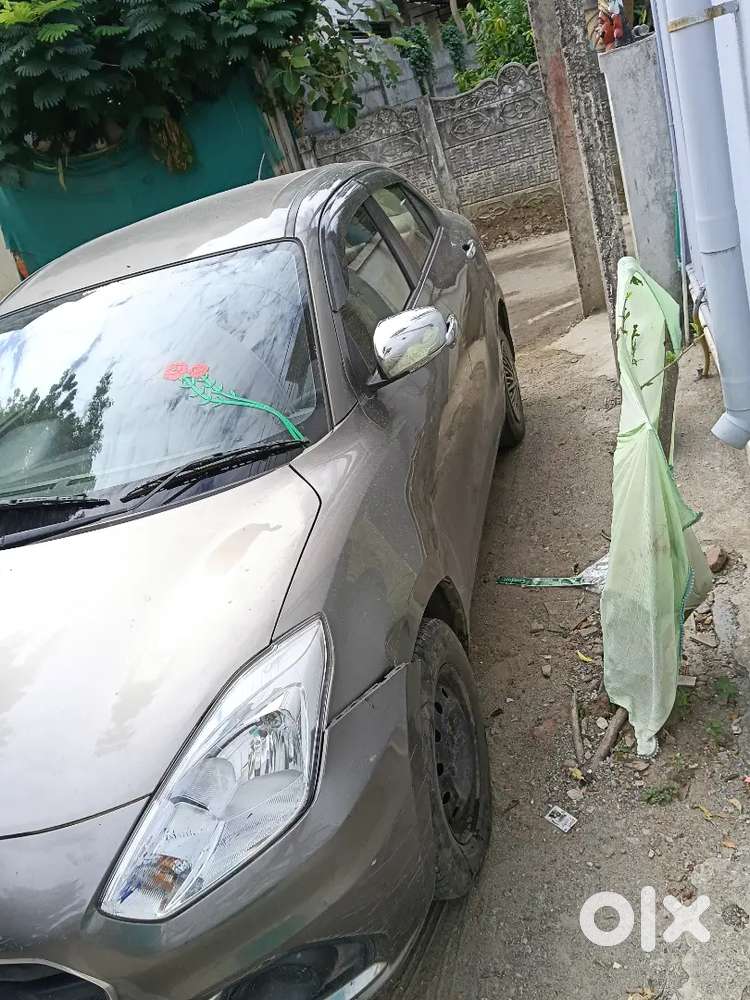 Maruti Suzuki Dzire 2021 Petrol 140000 Km Driven