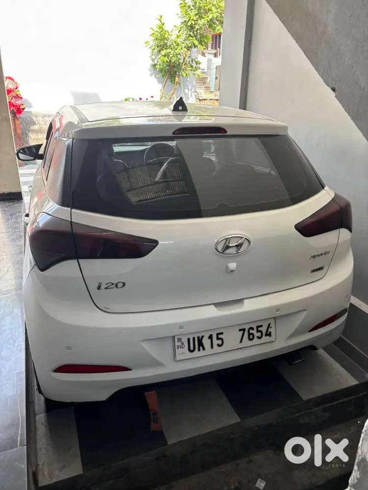 Hyundai Elite I20 2015 Diesel 80000 Km Driven