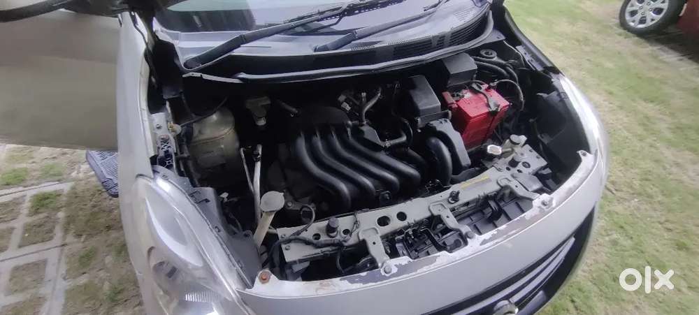 Nissan Sunny Petrol Manual 2011 Variant