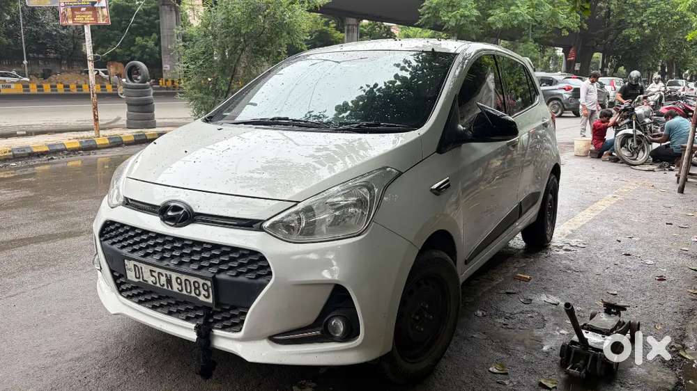 Hyundai Grand I10 Sportz 2017 Petrol