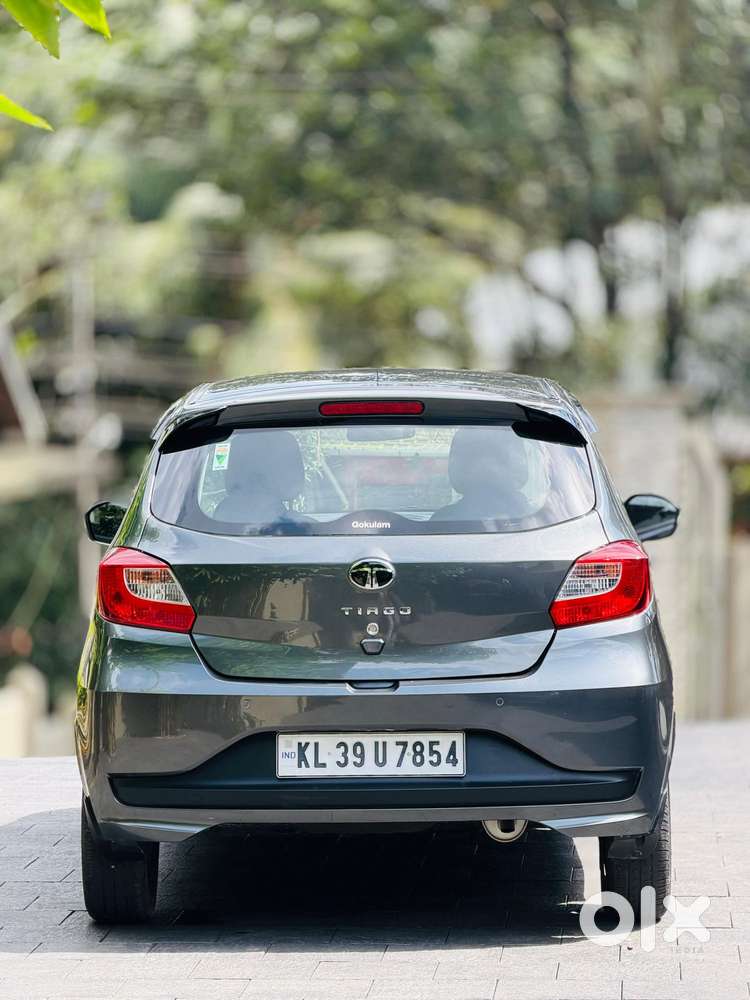 Tata Tiago 1.2 Revotron Xt (o), 2024, Petrol