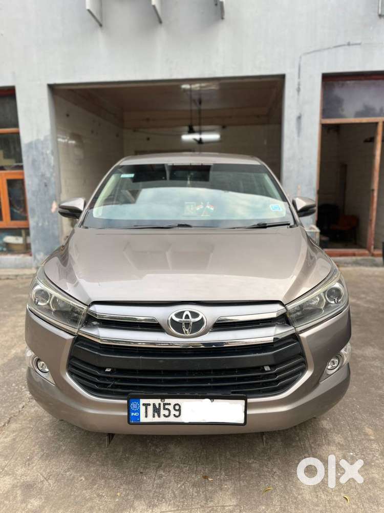 Innova Crysta 2020 2.4v