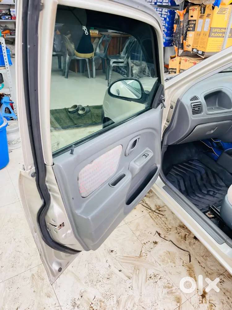 Maruti Suzuki Alto 800 2009 Petrol Well Maintained