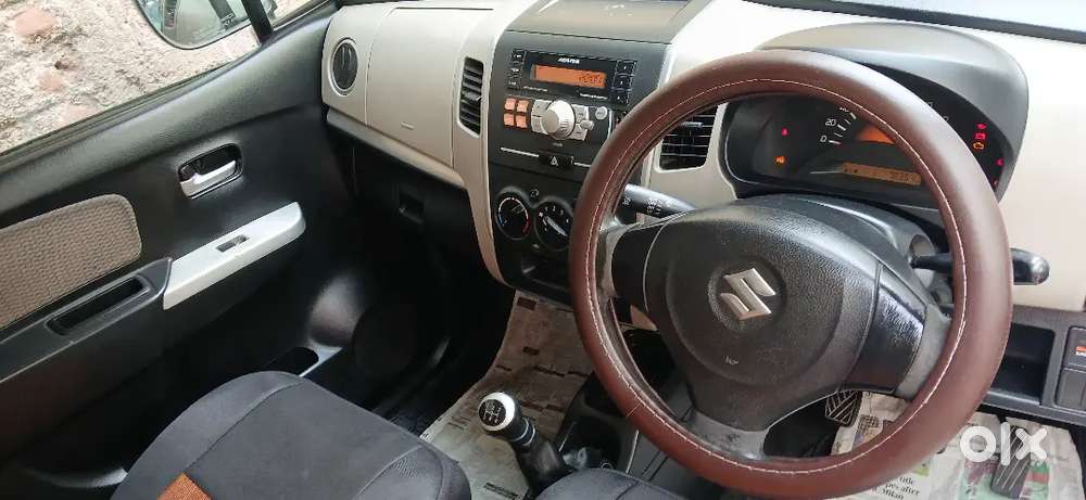 2013 Wagon R Lxi Cng Petrol Ac Chill Remote Lock Music System