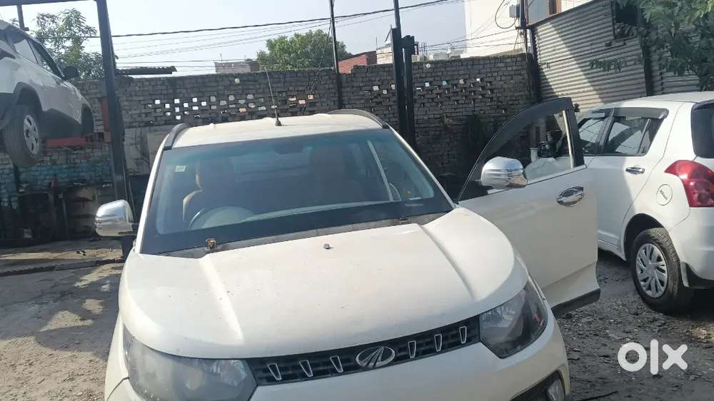 Mahindra Kuv 100 2016