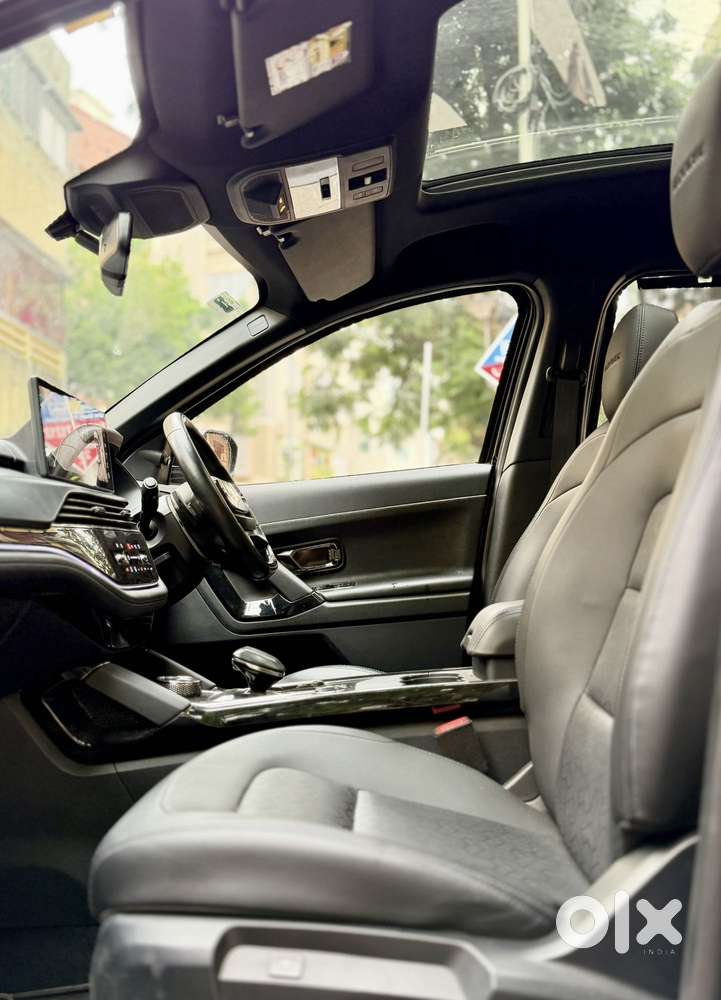 Tata Safari Accomplished Plus Dark Edition At, 2024, Diesel