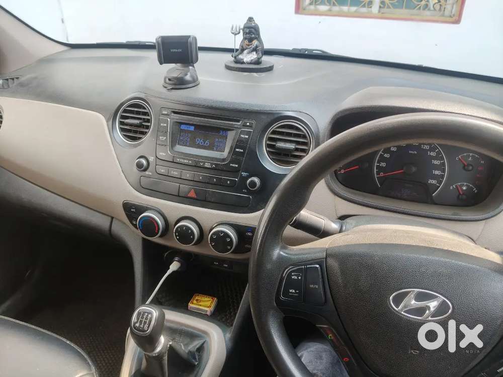 Hyundai Grand I10 2015 Car