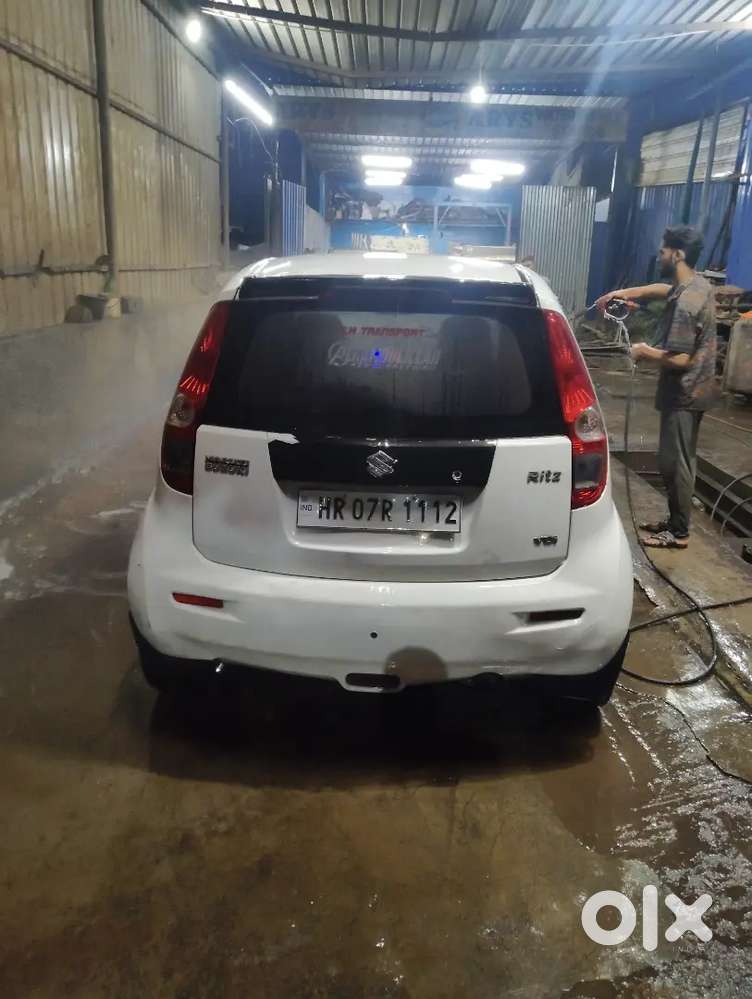 Maruti Suzuki Ritz 2011 Diesel 160000 Km Driven
